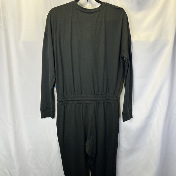 Vuori Women's Lux Henley Jumpsuit Size Small Henley Black Heather Tie Waist NWT - Picture 10 of 16